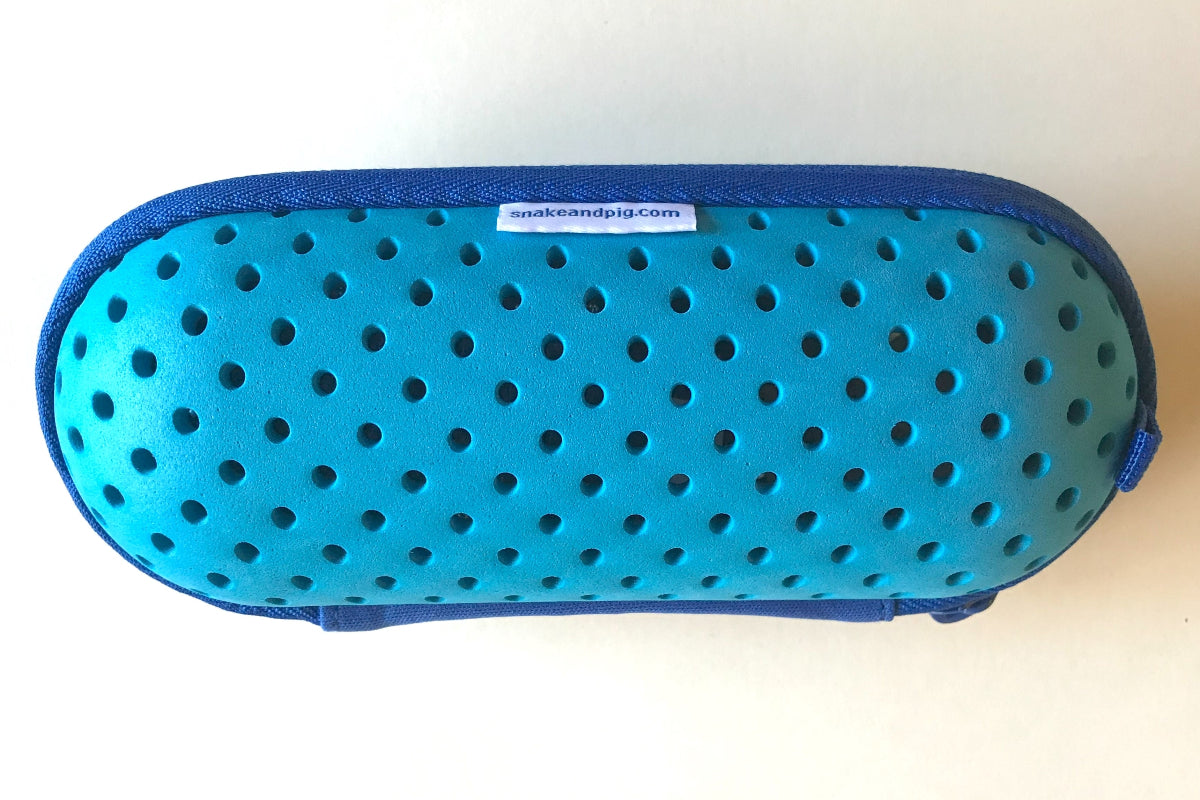 Light blue goggle case with royal blue zipper