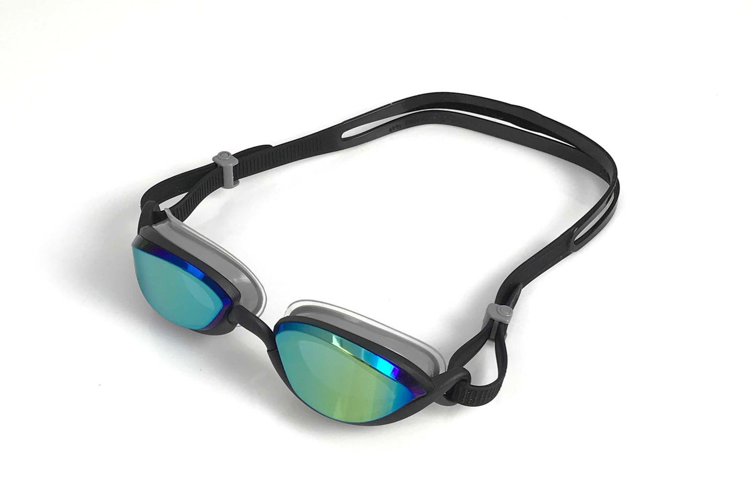 Black tinted goggles from Snake and Pig that help you avoid goggle marks around your eyes after you swim
